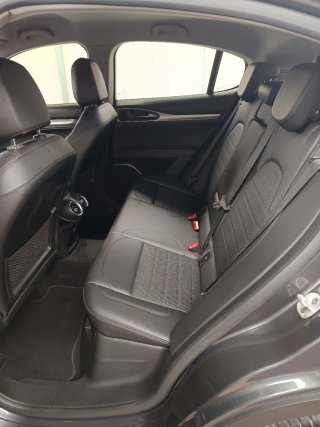 Alfa Romeo Stelvio 2020