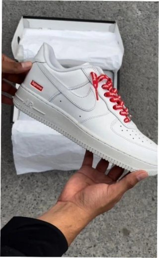 Nike Air Force 1 Low Supreme Blanco EU40.5