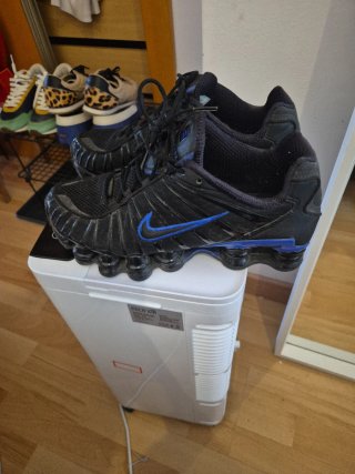 Nike Shox Negro/Azul