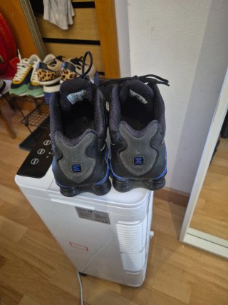 Nike Shox Negro/Azul