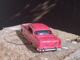 Hot Wheels 1955 Chevy Bel Air Hot Rot 1/64