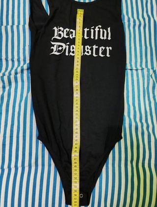 Body nero Beautiful Disaster