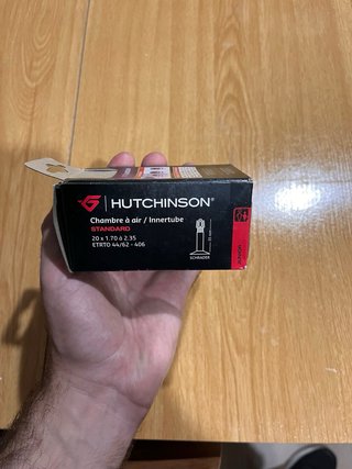 Cámara de aire Hutchinson 20”Schrader Junior