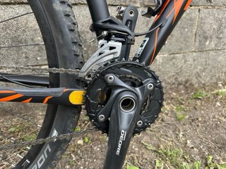 Bicicleta KTM Naranja y Negra
