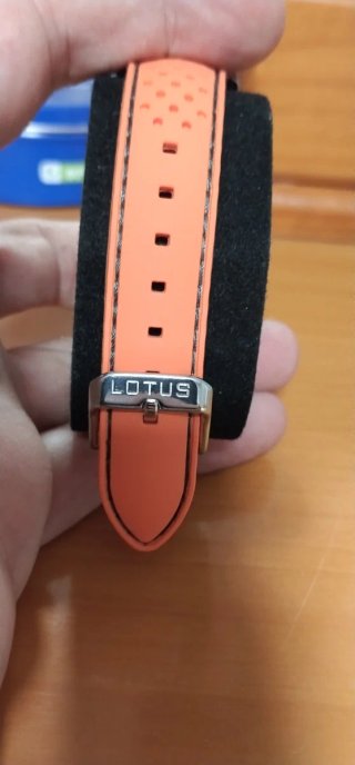 Reloj Lotus niño