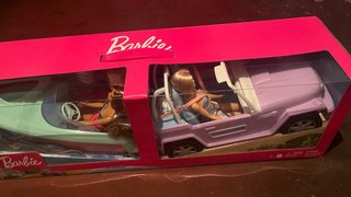 Barbie Coche y Muñecas Nuevo en Caja