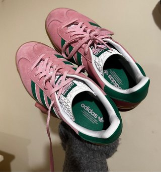 Zapatillas Adidas Gazelle Rosa y Verde