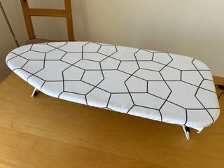 Tabla de planchar pequeña