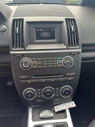 LAND ROVER FREELANDER 2.2 D 150 CVS 07/2014 2 MANO