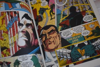 Lote 4 comics Punisher 2099 Marvel Forum