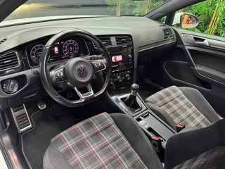 Volkswagen Golf GTI Performance 2.0 TSI 180kW (245CV)