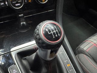 Volkswagen Golf GTI Performance 2.0 TSI 180kW (245CV)