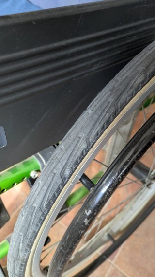 Silla de ruedas de aluminio