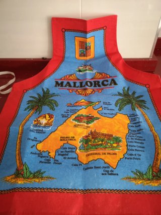 Delantales de cocina con cuadros y bolsillos