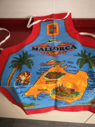 Delantales de cocina con cuadros y bolsillos