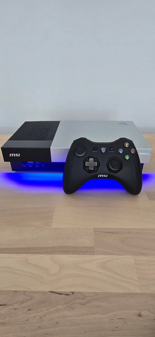 MSI Trident S B300 + Mando