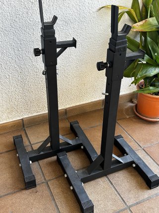 Soporte ajustable para barra de pesas