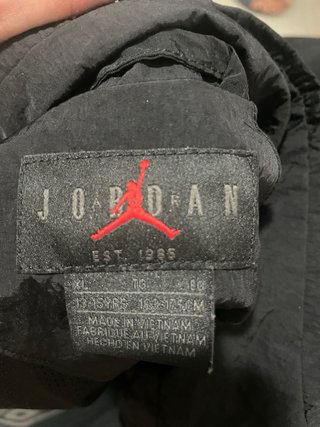 Chaqueta Jordan Negra Talla M