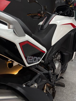 MORINI X-CAPE 1200