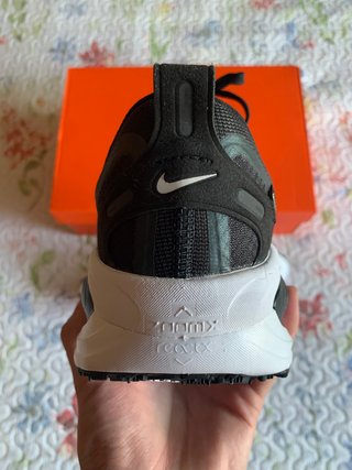 Nike Vomero 18 Gore-Tex "Black White" (T. 42EU)
