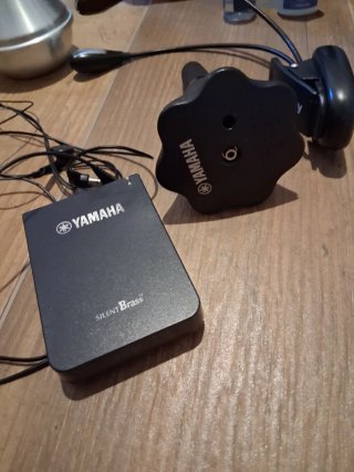Trompeta Yamaha y accesorios