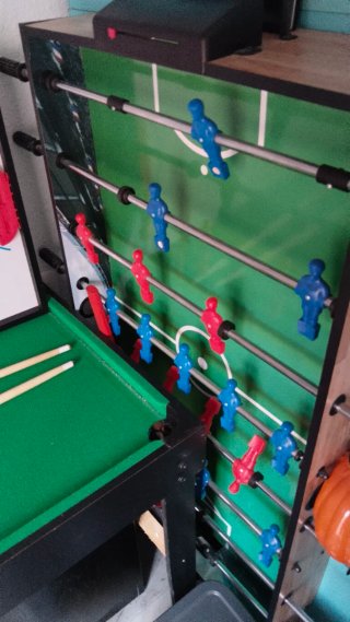 Mesa multijuegos con accesorios