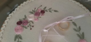 Porta anillos boda bordado flores