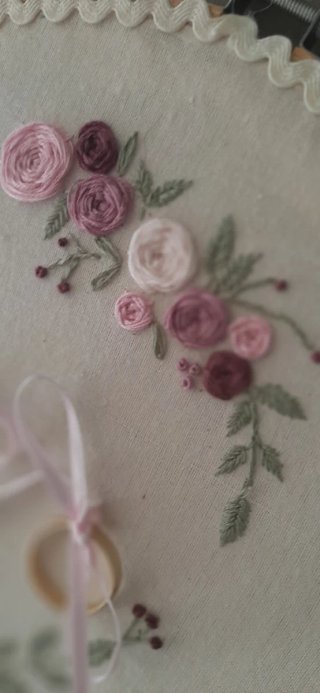 Porta anillos boda bordado flores