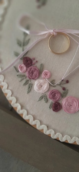 Porta anillos boda bordado flores
