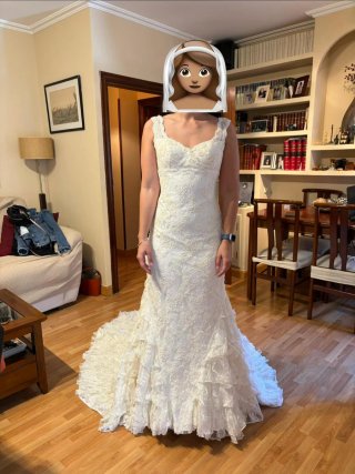 Traje de novia pedrería y encaje Talla 36