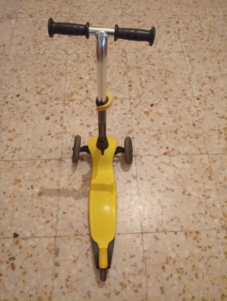 Patinete infantil 3 ruedas amarillo