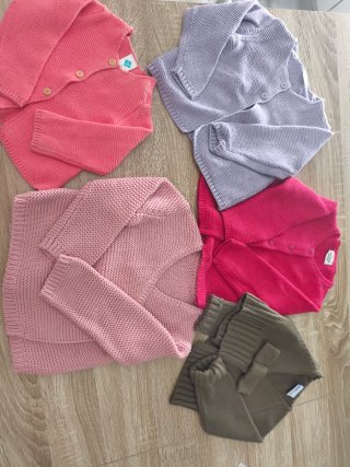 5 chalecos de punto para niña