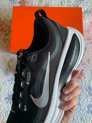 Nike Vomero 18 Gore-Tex "Black White" (T. 44EU)