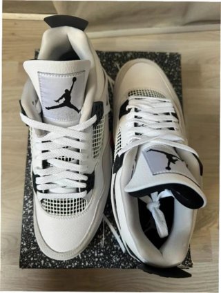 Jordan 4 Retro Military Negro Talla 44