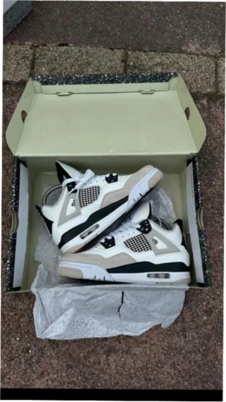 Jordan 4 Retro Military Negro Talla 37.5