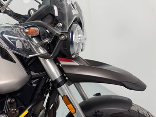 Moto Guzzi V85 TT Travel 2022