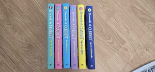 6 tomos del libro el mundo clodett
