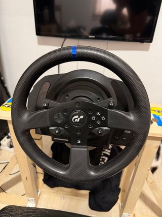 PS5 + Volante Thrustmaster