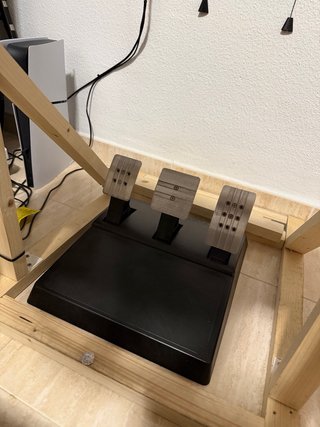 PS5 + Volante Thrustmaster