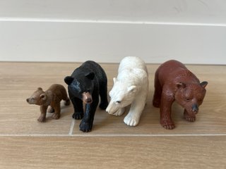 animales salvajes de juguete