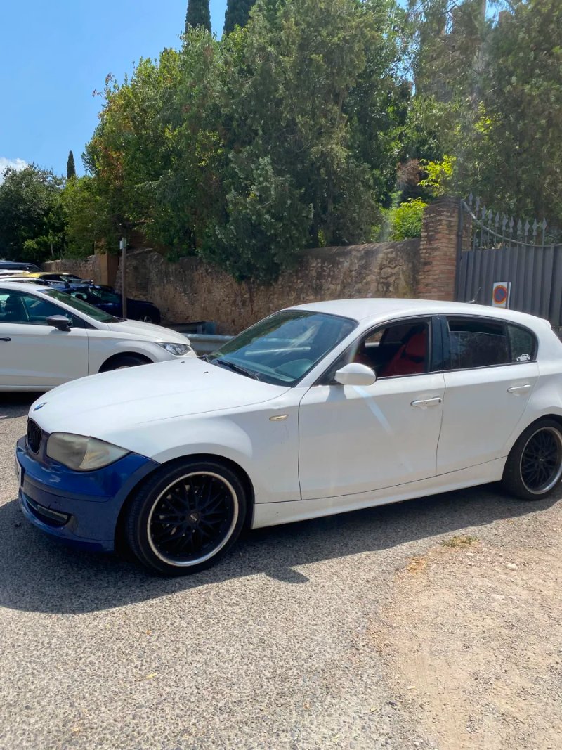 BMW Serie 1 2006 - foto 1