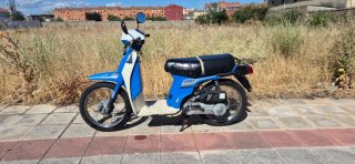 Honda Scoopy SH80 Azul y Blanco