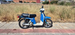 Honda Scoopy SH80 Azul y Blanco