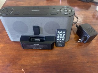 Radio Despertador Sony con Altavoz