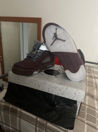 Jordan 5 Granate y Gris