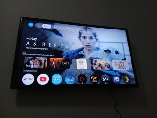 Televisor Samsung 32" LED + chrome cast smart TV