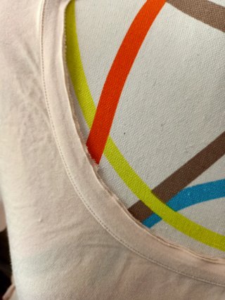 Camiseta rosa pálido. Algodón y elastano T-46