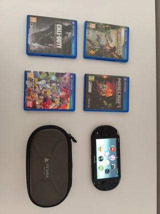 Consola Sony PS Vita + 4 Juegos + Funda