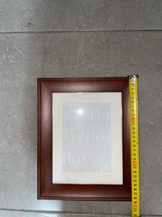 Marco de fotos madera marrón