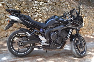 Yamaha FZ6 Naked Negra